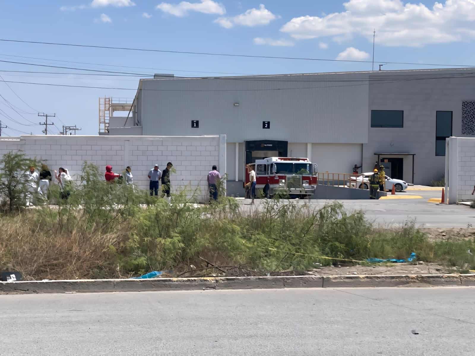 Evacúan a trabajadores de AveyMas