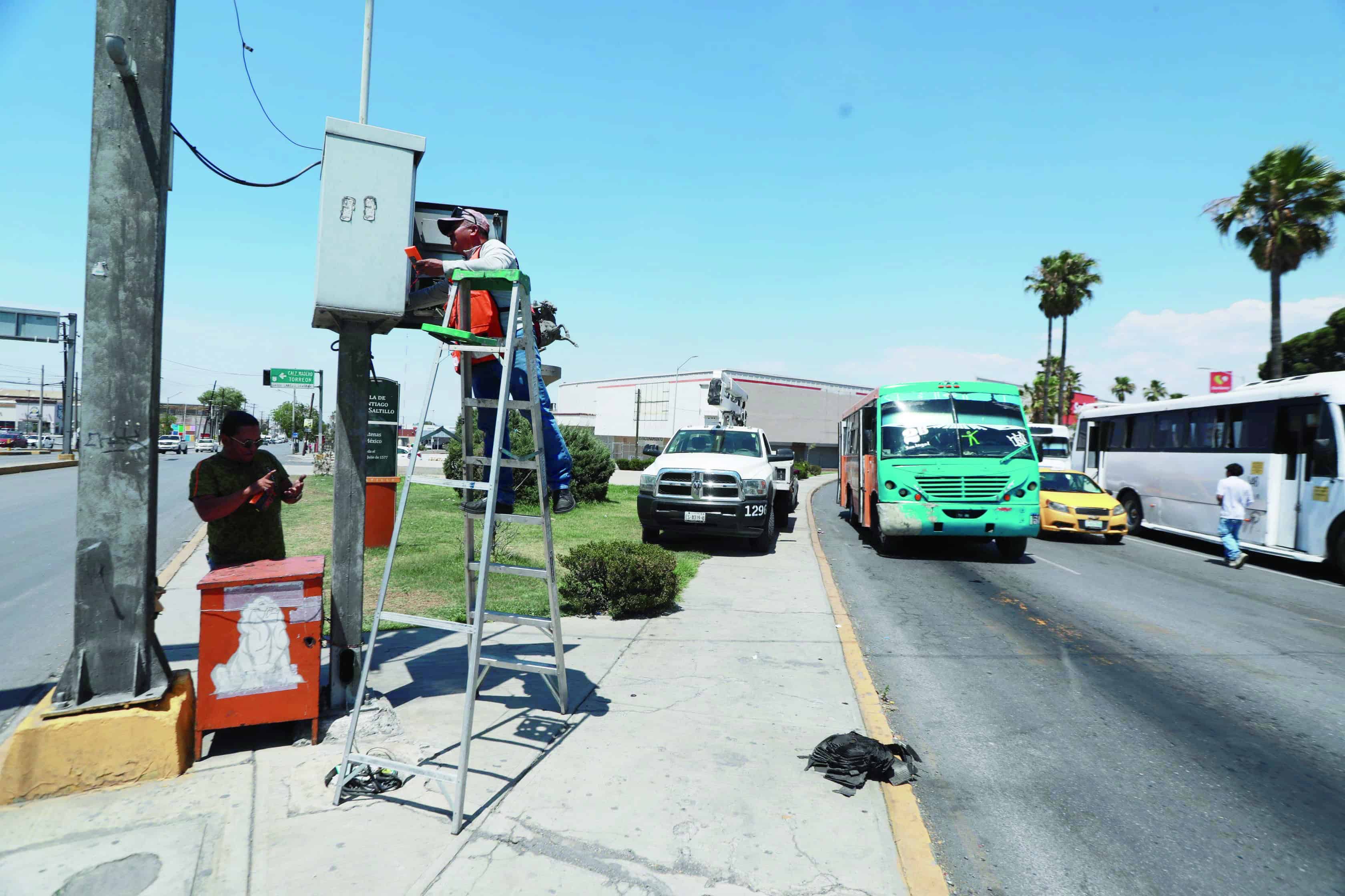 Avanza en Saltillo rehabilitación vial