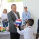 Óscar Ríos lleva mejoras a la primaria Ignacio Zaragoza en Nueva Rosita