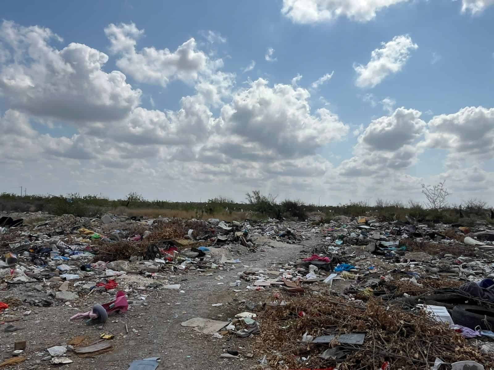 Basura y abandono: foco de infección en colonia Altos de Santa Teresa