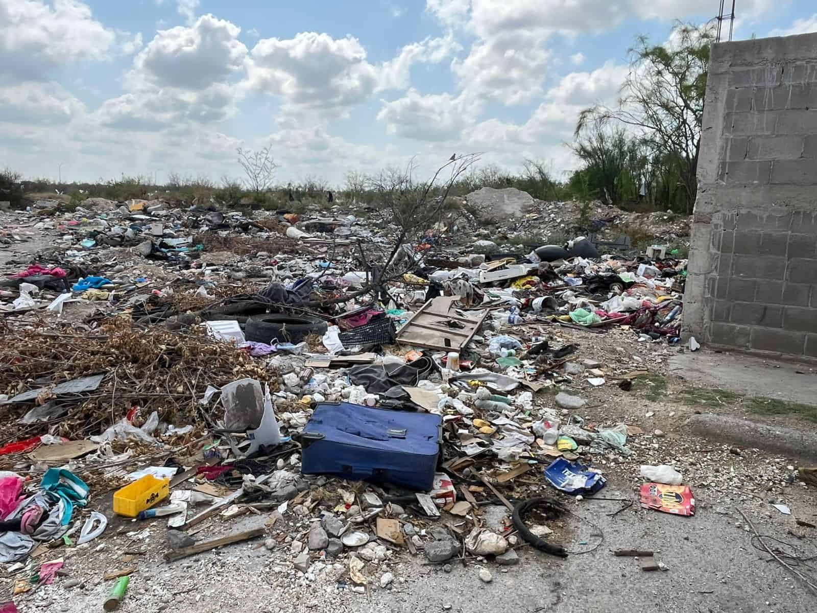 Basura y abandono: foco de infección en colonia Altos de Santa Teresa