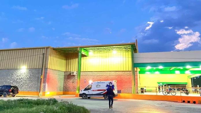 Fuga de gas en supermercado de Nava provoca evacuación de emergencia