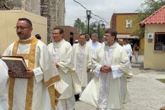 Nuncio Apostólico y representante del Papa visita Monclova y Frontera