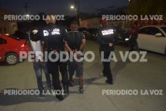 Detienen a dos jóvenes por portación de arma prohibida en la colonia Ampliación Las Flores