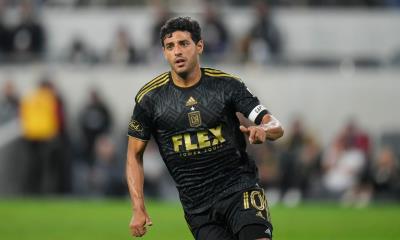 Carlos Vela se despide del fútbol: Griezmann y figuras del deporte lo homenajean