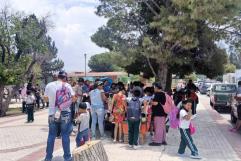 Promueven padres la comida chatarra afuera de escuelas