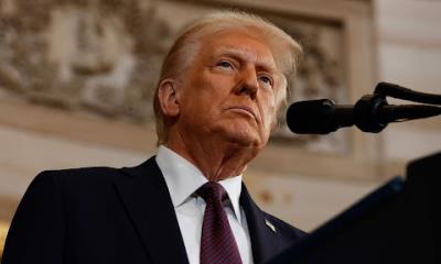 Juez de EE.UU. acusa a Trump de crear caos con expulsiones de migrantes