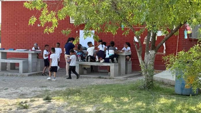 Autorizan clases en línea por ola de calor