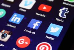 ¡Mucho ojo! Embajada investigará tus redes sociales