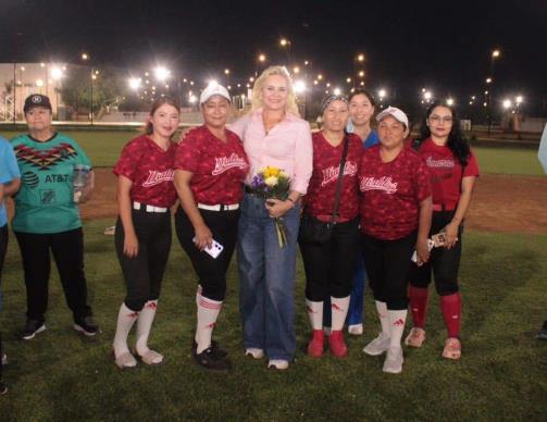 Inaugura Laura Jiménez Liga "Los Gachupines" en Palaú con más de 10 equipos