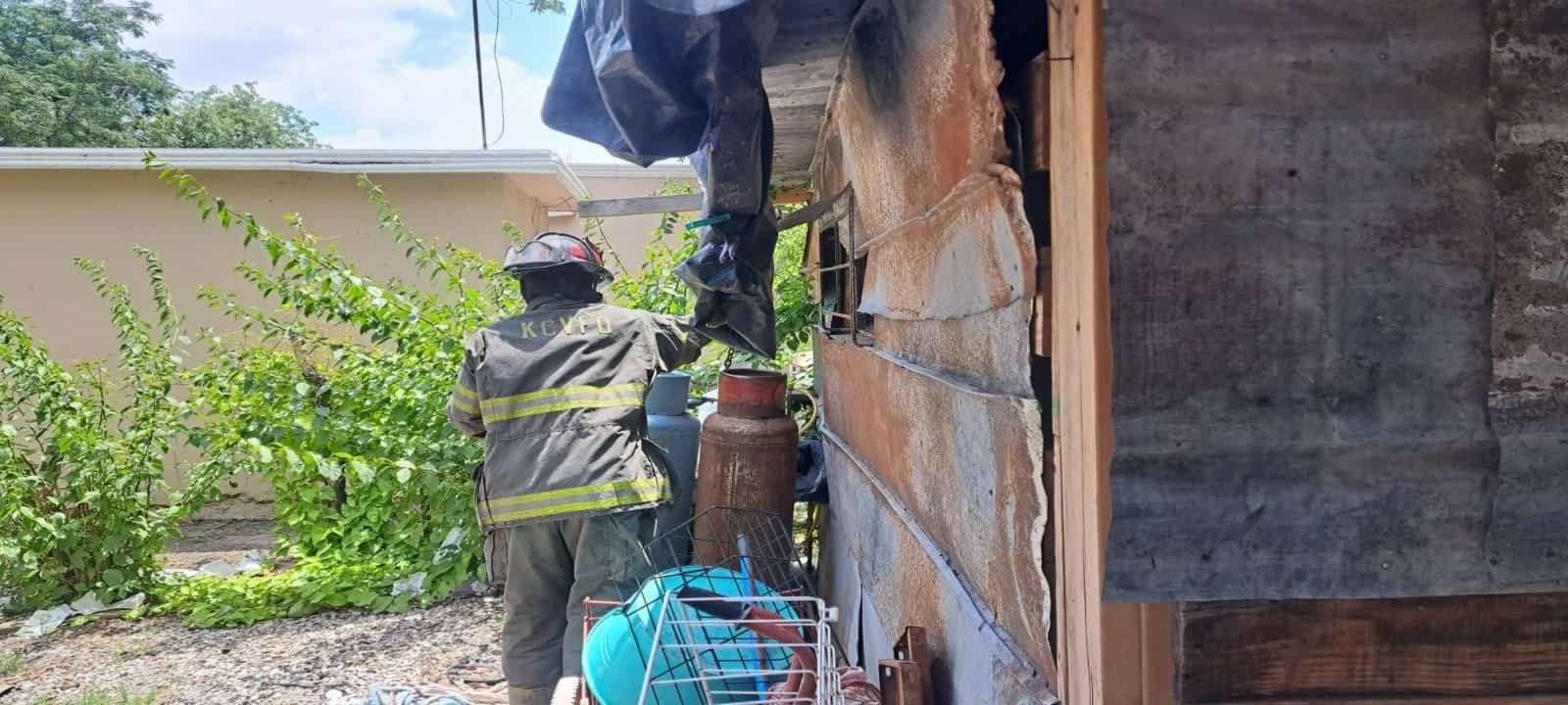 Fuga de Gas LP en Allende Moviliza a Bomberos; Evitan Riesgo Mayor en Negocio Familiar