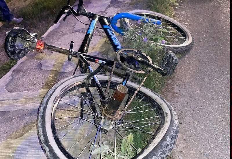 Atropellan a ciclista y huyen en Zaragoza