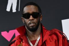 Exasistente acusa a Diddy de abuso de tipo íntimo y físico
