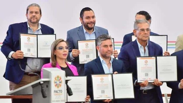 Carlos Villarreal participa en el Pacto Coahuila para fortalecer la economía estatal