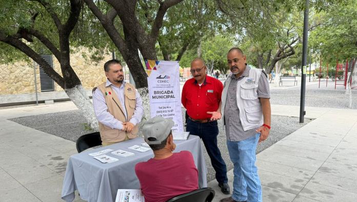 CDHEC inicia brigadas de Derechos Humanos en la plaza principal de Nueva Rosita