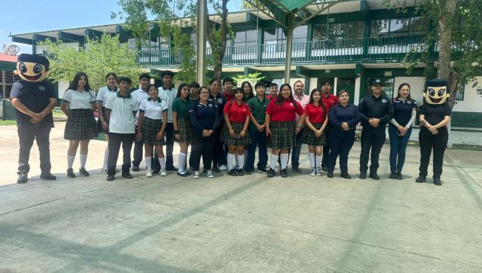 La alcaldesa Laura Jiménez promueve sana convivencia en escuelas