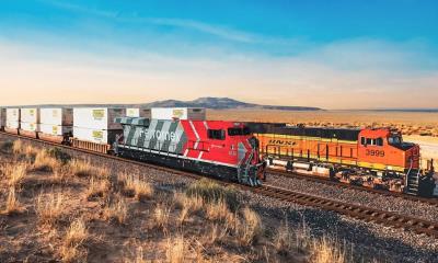 Lanzan servicio ferroviario rápido México-EE.UU. con ahorro y eficiencia logística