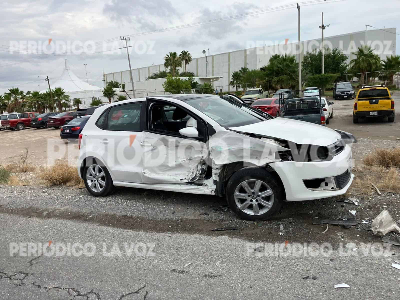 Accidente en libramiento EMB deja cuatro lesionados; estudiantes y taxista resultan herido