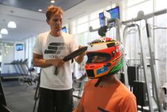 Prepara físico de Checo Pérez pide disculpas de Red Bull y Helmut Marko por trato injusto