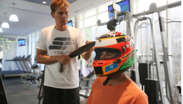 Prepara físico de Checo Pérez pide disculpas de Red Bull y Helmut Marko por trato injusto