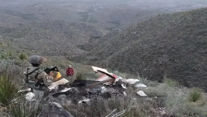 Cae avioneta en Sierra Purísima y piloto perece
