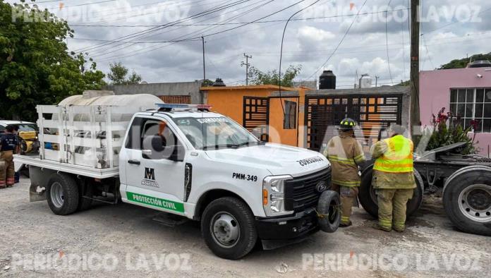 Incendio en casa de Monclova por cortocircuito es controlado sin personas lesionadas