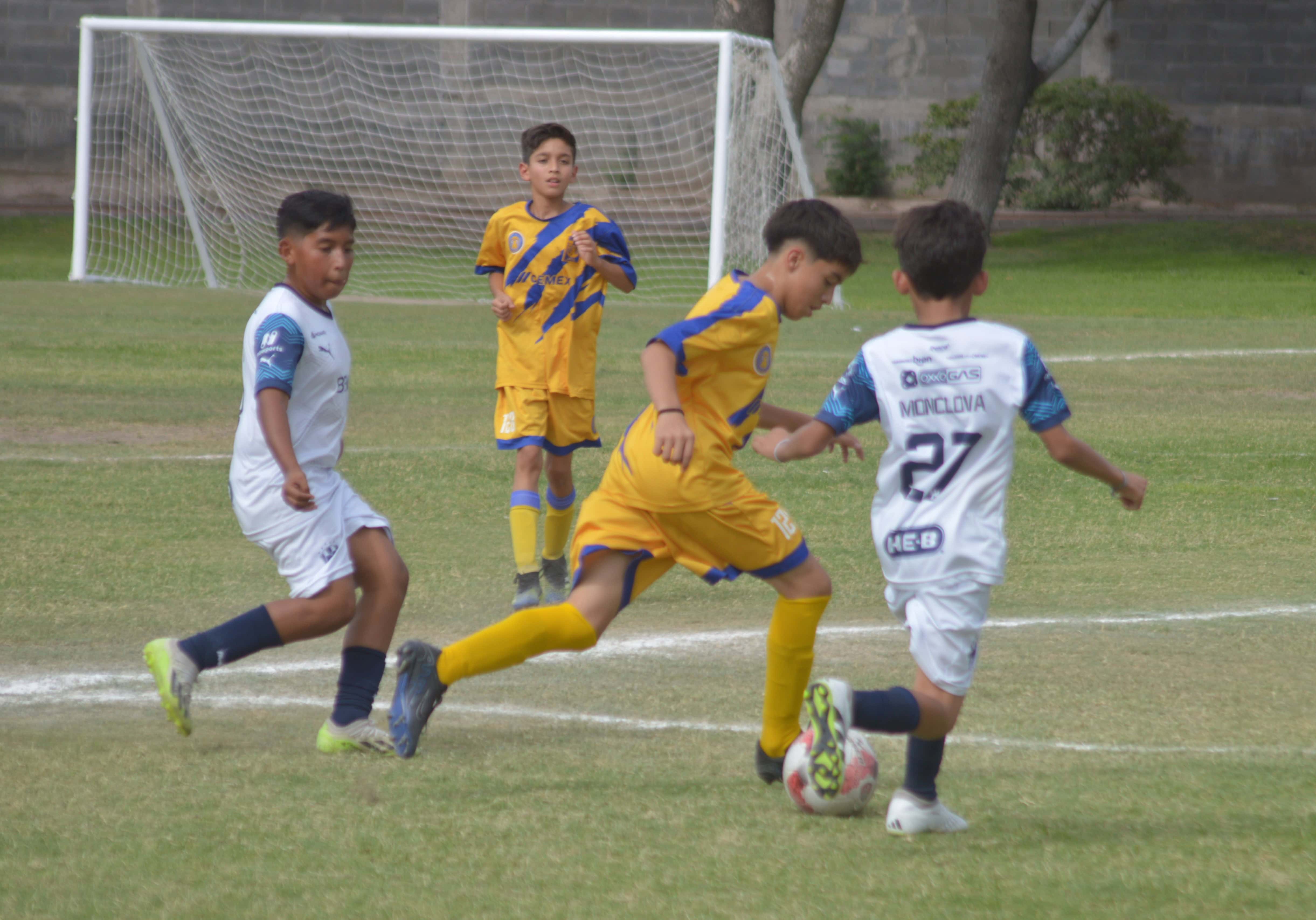 Rayados gana el clásico regio infantil 2-0 a Tigres en la Copa Xochipilli