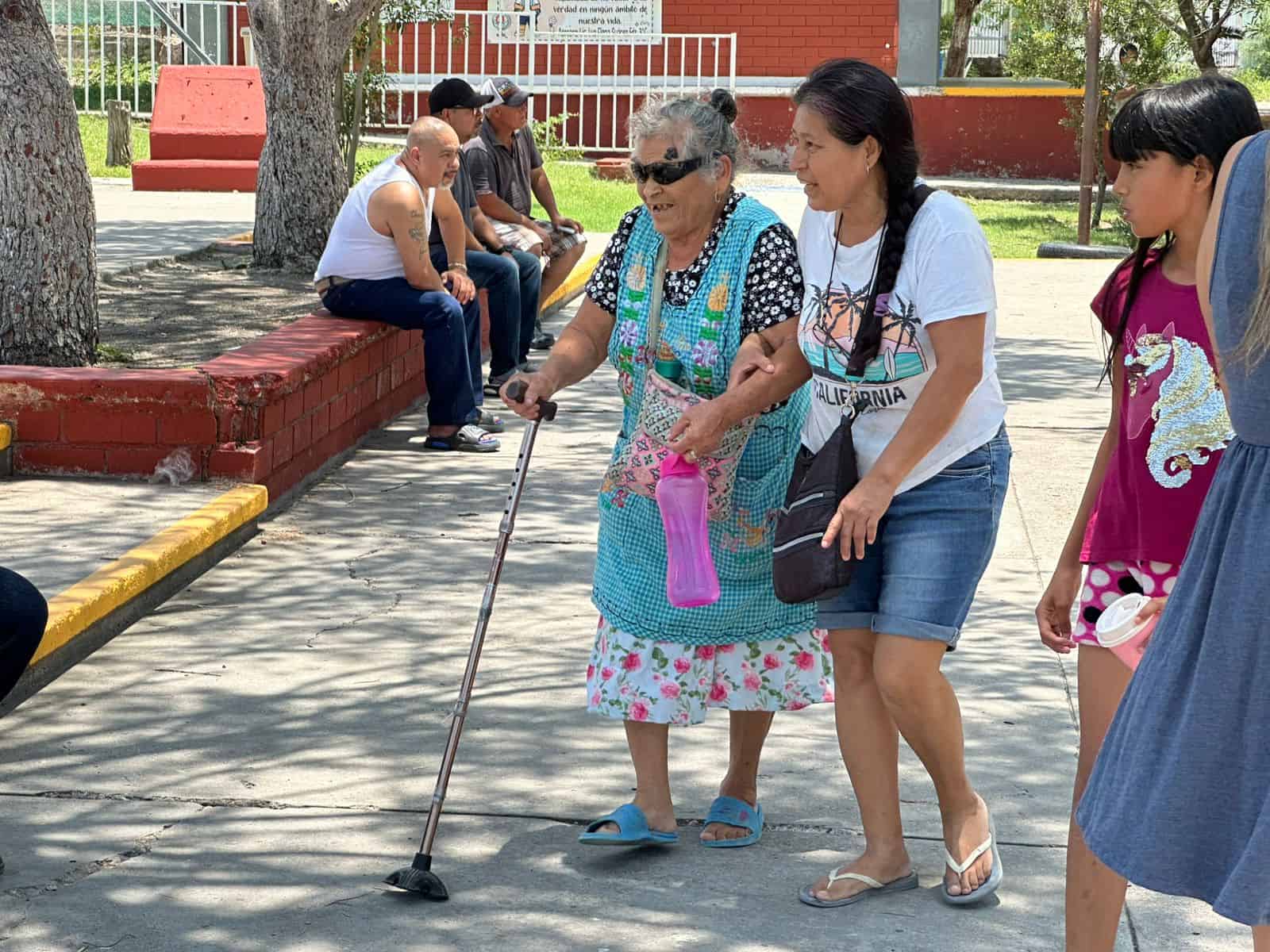 Adultos dominan participación en inédita jornada electoral