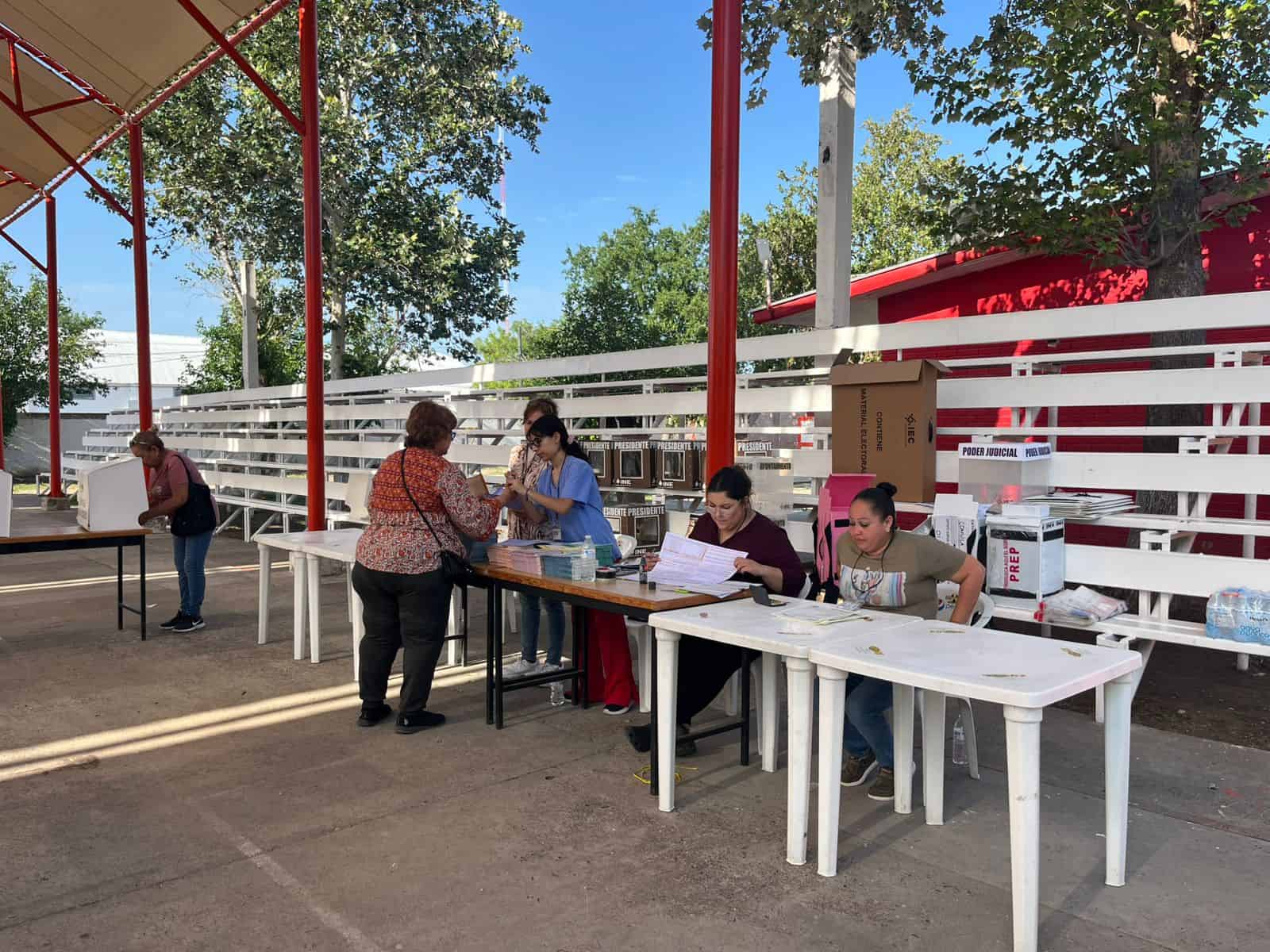 Retraso y POCA PARTICIPACIÓN marcan elecciones en Ciudad Acuña