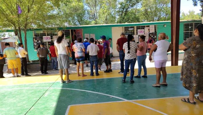 Alta participación electoral en Nava contrasta con fuerte abstencionismo en Zaragoza