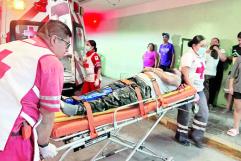 Embiste a motociclista