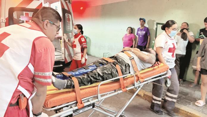 Embiste a motociclista
