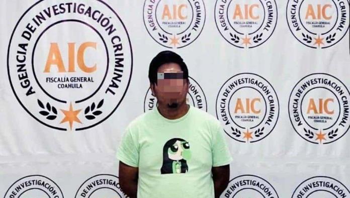 Detienen a joven por venta clandestina de alcohol durante ley seca en Ciudad Acuña