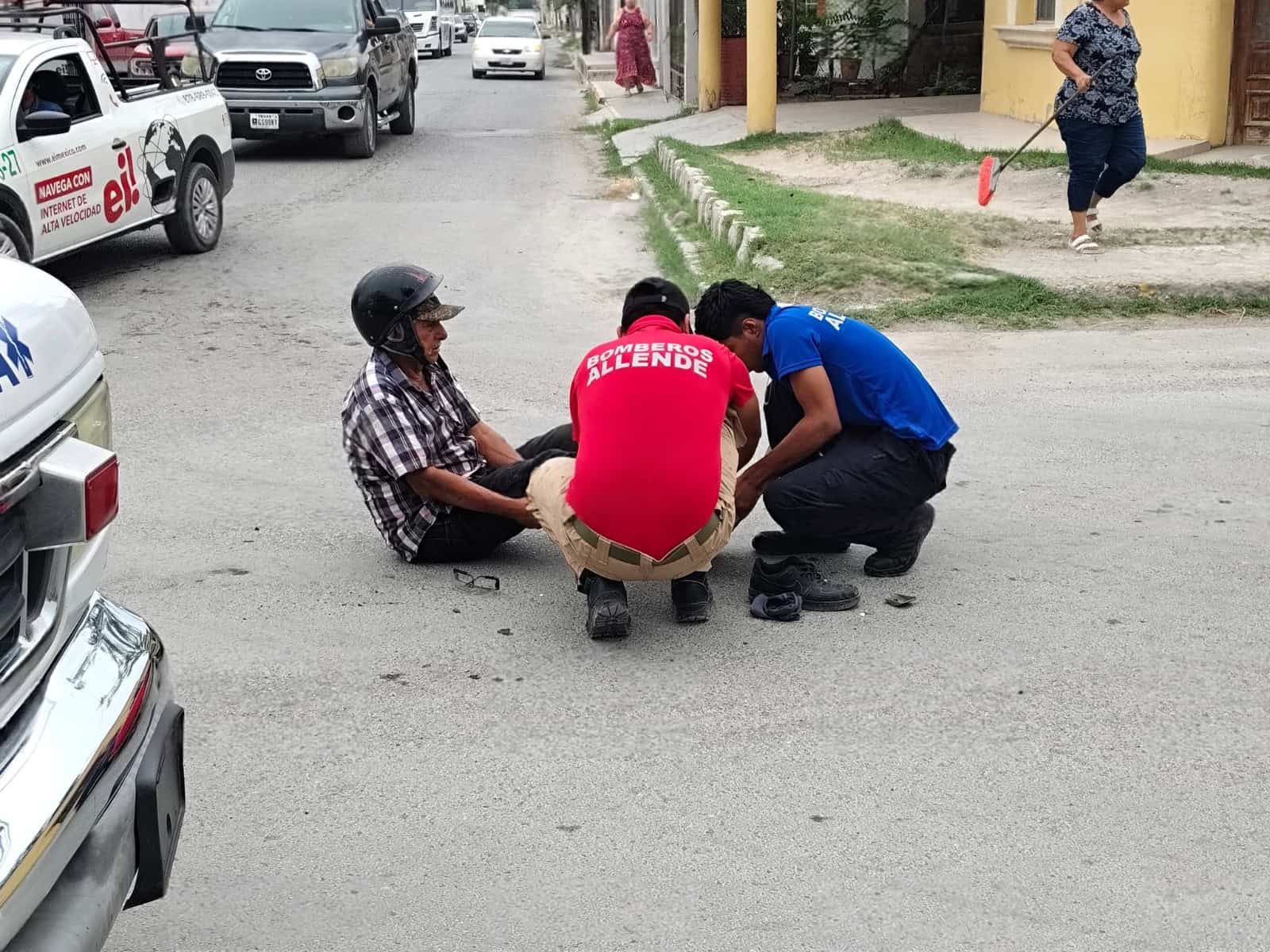 Atropellan a motociclista en Allende; responsable huye