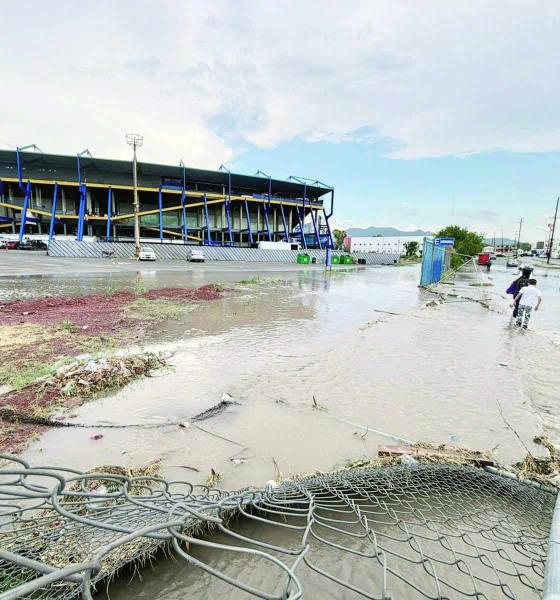 Afectó la lluvia a comerciantes