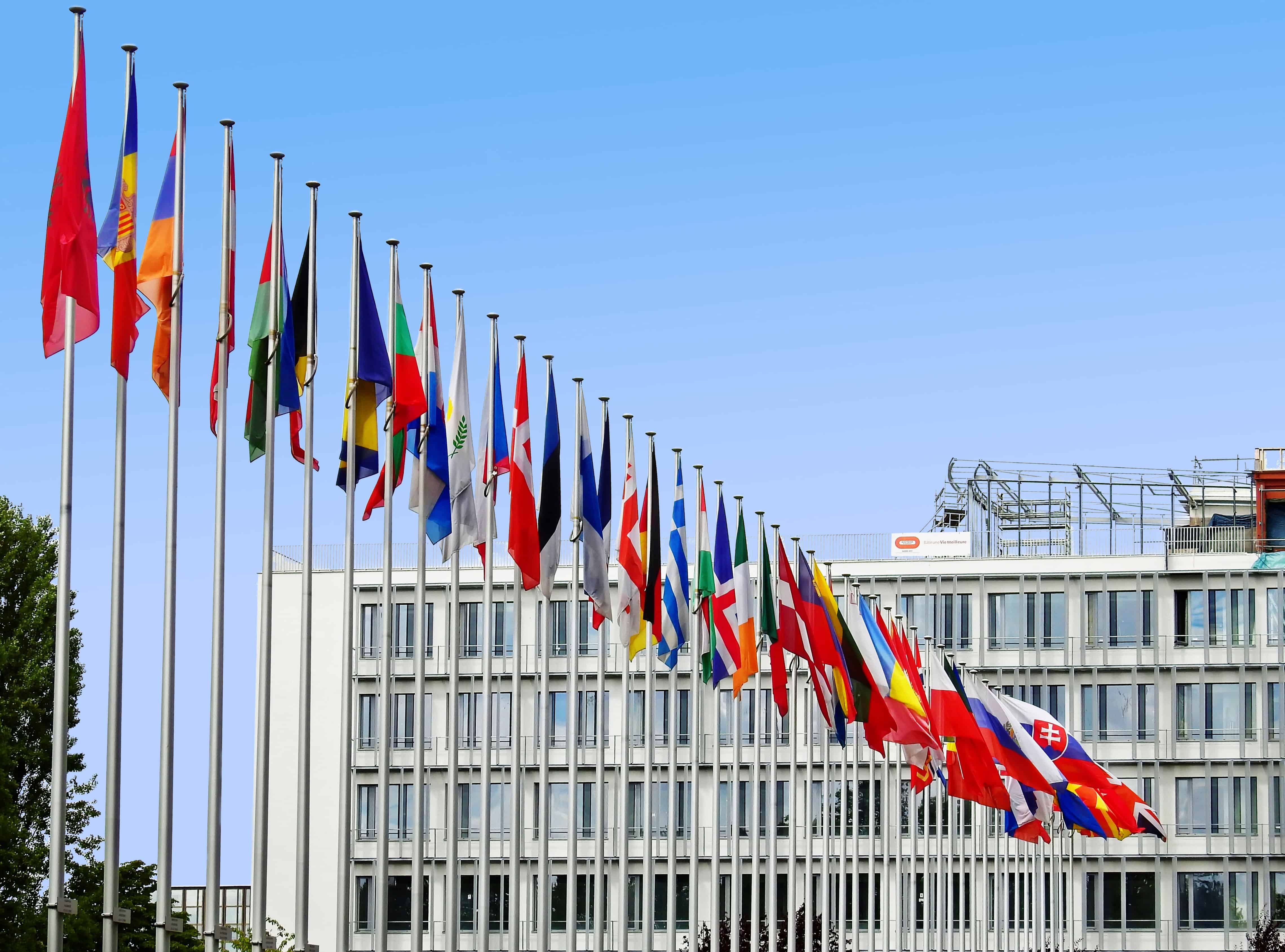 Estados Unidos prohibirá entrada a ciudadanos de 12 países