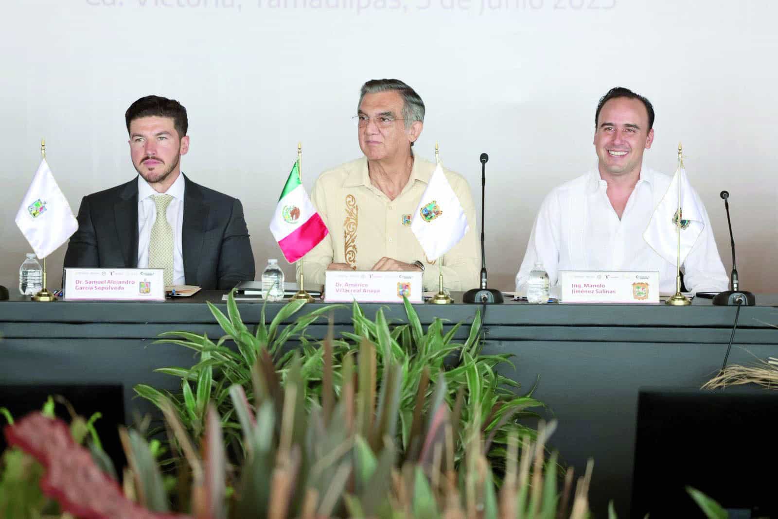 Analizan Gobernadores Mando Único Regional