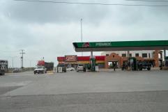 Hallan a hombre de 65 años sin signos vitales  en patio de gasolinera en Nueva Rosita