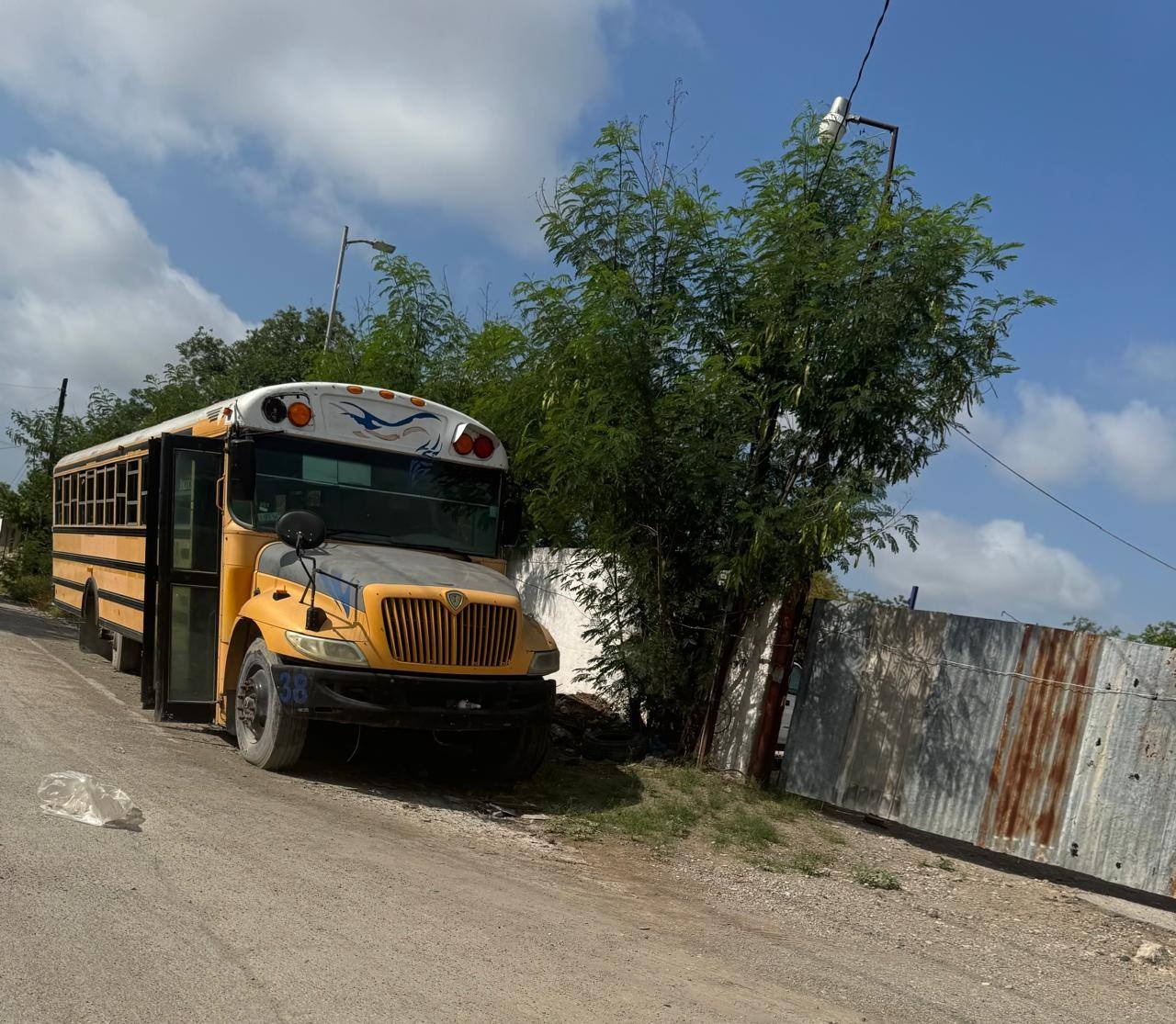 Acusan privilegios a transportistas por vínculos políticos en Allende