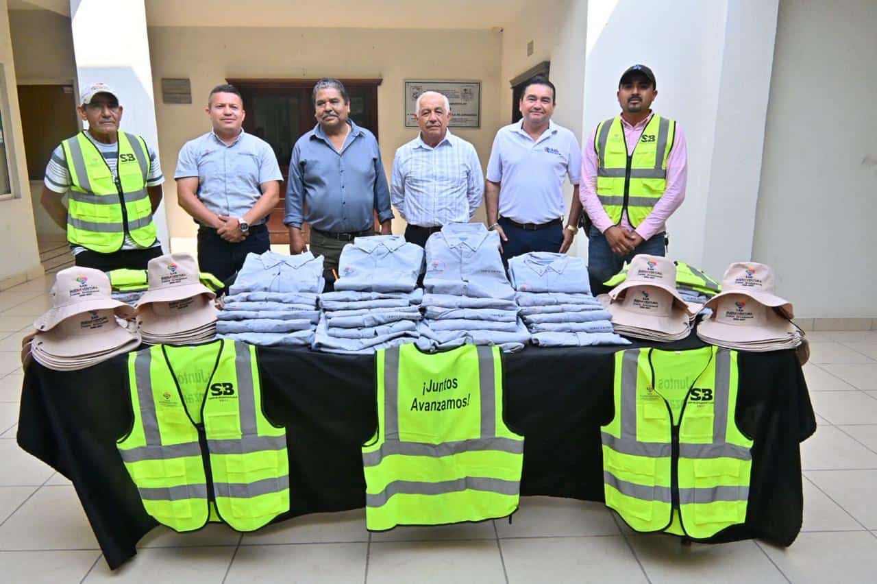 San Buenaventura entrega uniformes a Servicios Primarios para mejorar su visibilidad