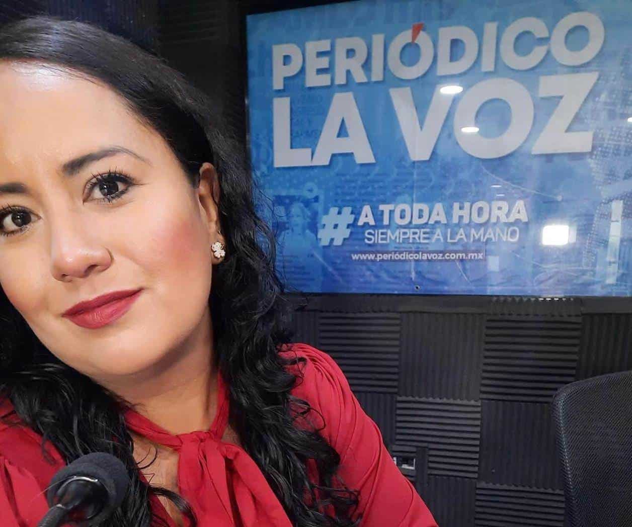Gana Monica Meza Reportera de Periódico La Voz el Premio Estatal de Periodismo