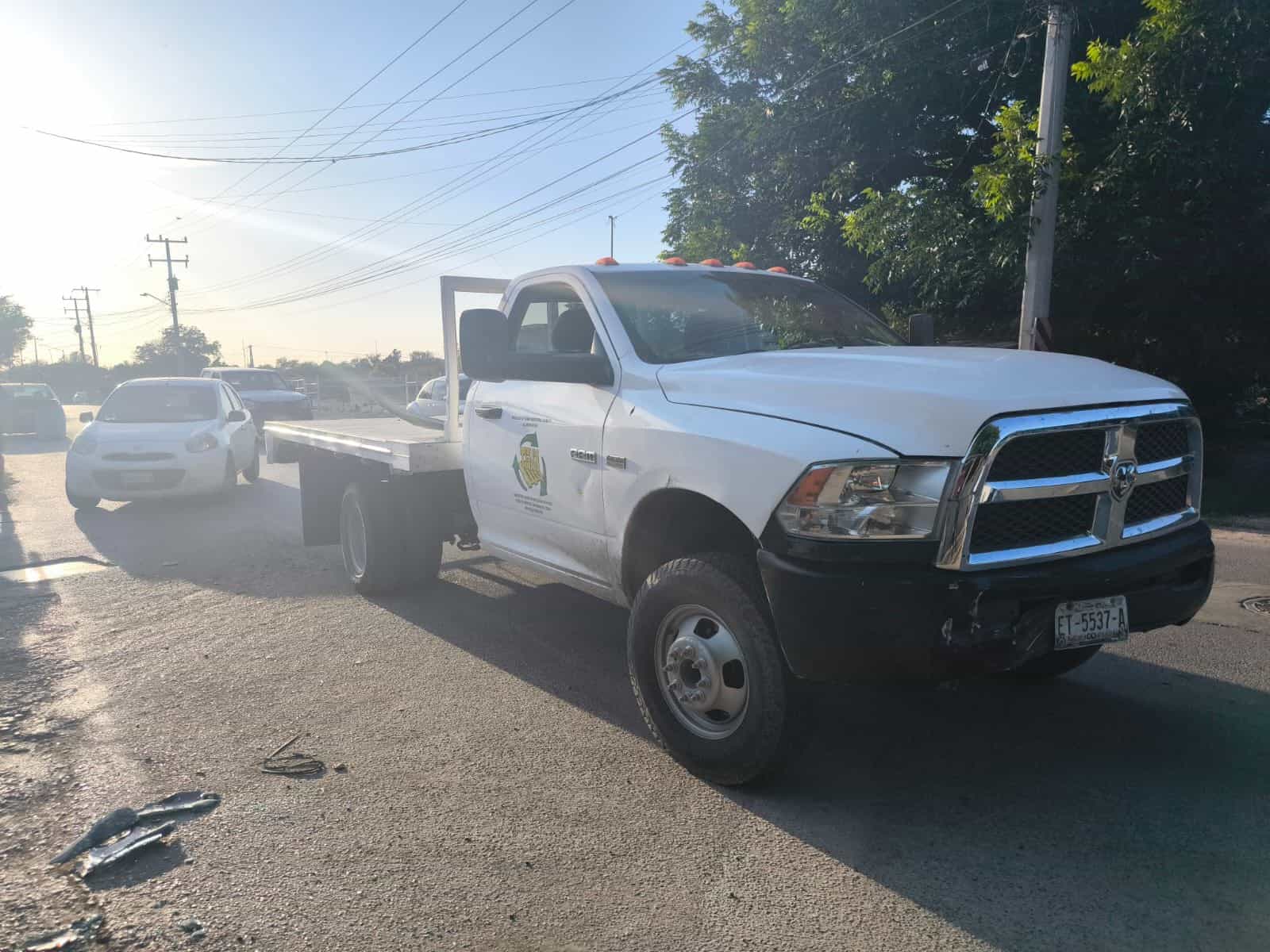 Imprudencia vial provoca choque en el Fraccionamiento Amistad
