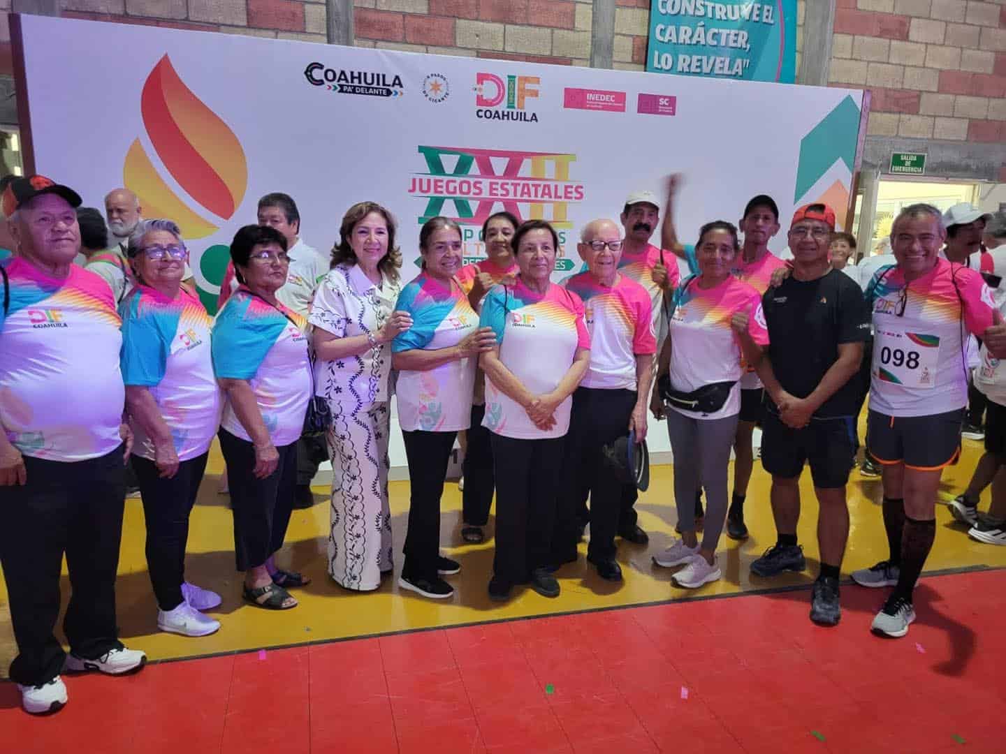 Adultos mayores de Allende brillan en los XXII Juegos Estatales en Monclova