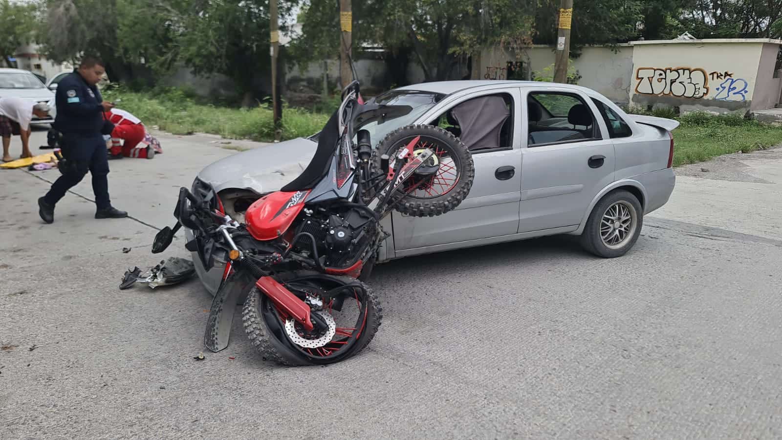 La muerte anda en moto; Un peligro sobre ruedas