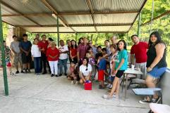 Llevan amor y esperanza a casa hogar en Jiménez