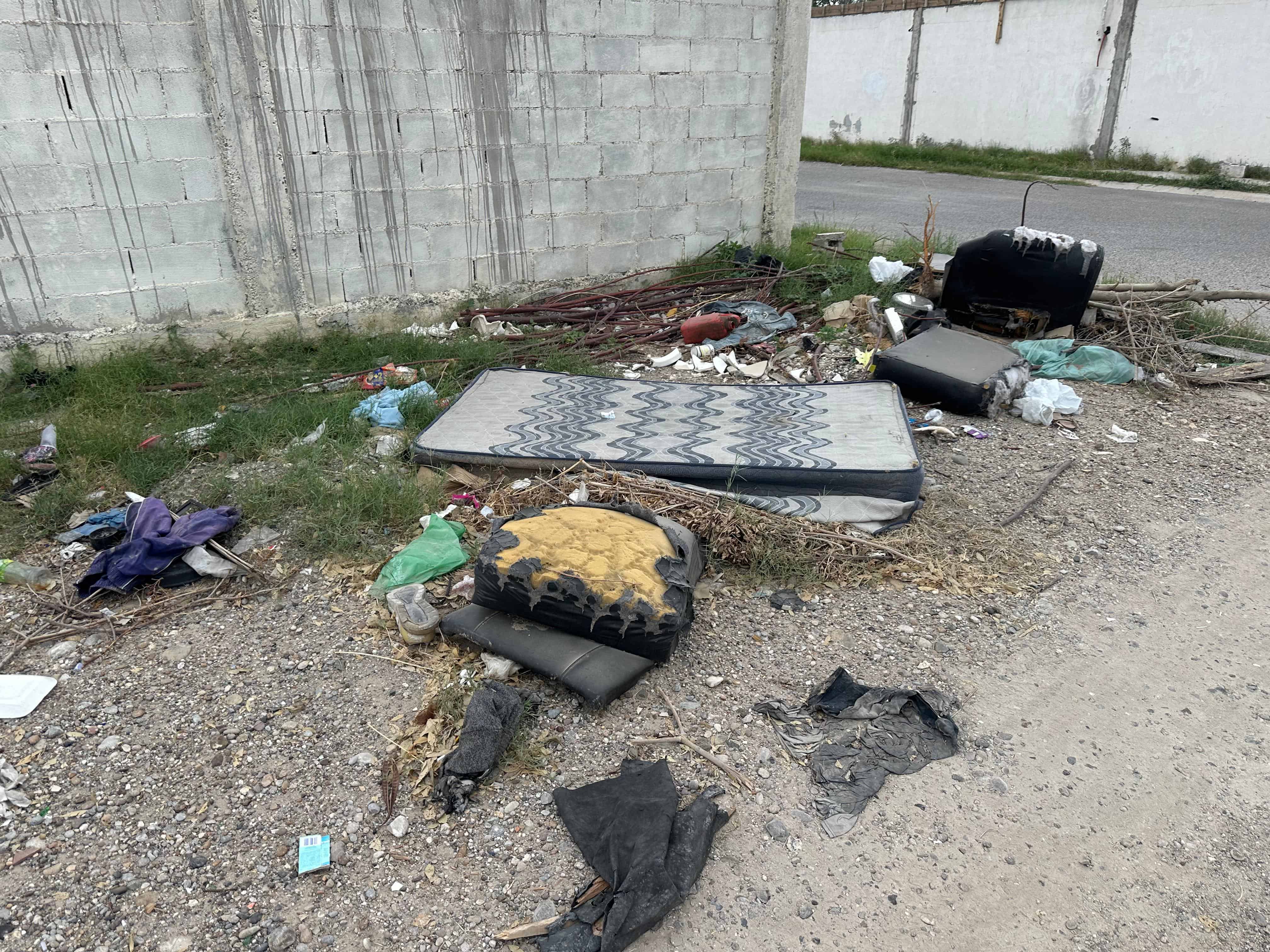 La voz en tu colonia: Abandono total en Hacienda La Laja