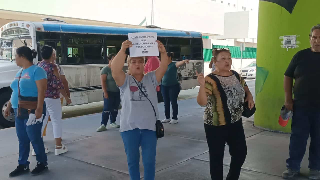 Protestan por falta de climas en Clínica 7; pacientes sufren llagas e infecciones