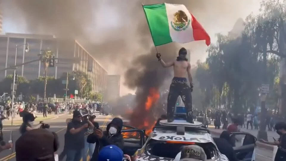 Recompensa de USD 50,000 por motociclista en protesta migrante
