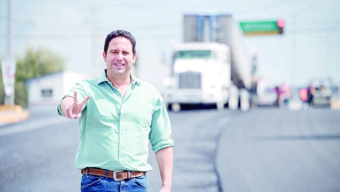 Supervisa Javier Díaz labores en bulevares
