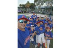 Acereros de Nueva Rosita toman ventaja con victoria 15-3 sobre Mets en Liga Furiazul